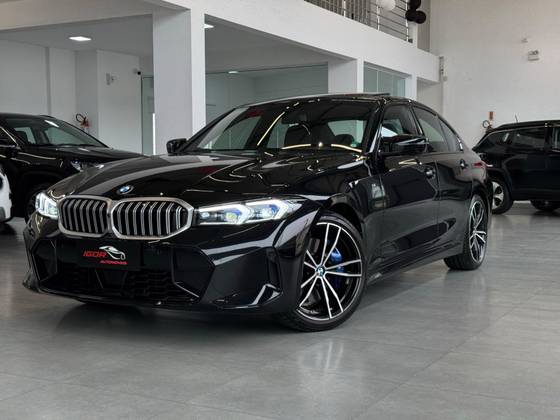 BMW 320i 2.0 16V TURBO FLEX M SPORT AUTOMÁTICO BMW 320i 2.0 16V TURBO FLEX M SPORT AUTOMÁTICO